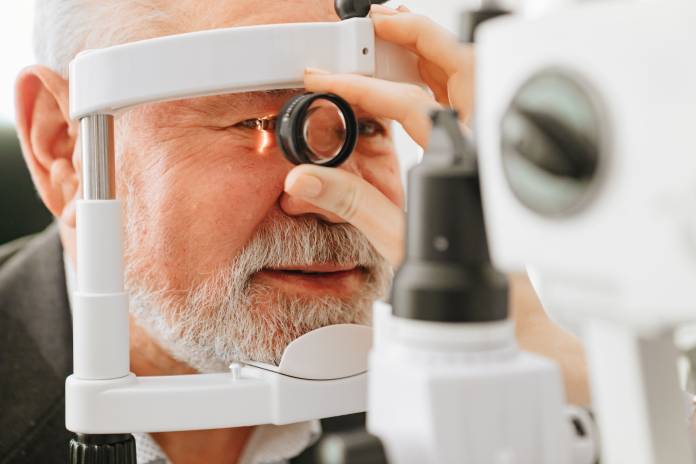 Bei der Wahl eines Augenarztes spielt es eine große Rolle, welche Leistungen und Services er bereitstellt